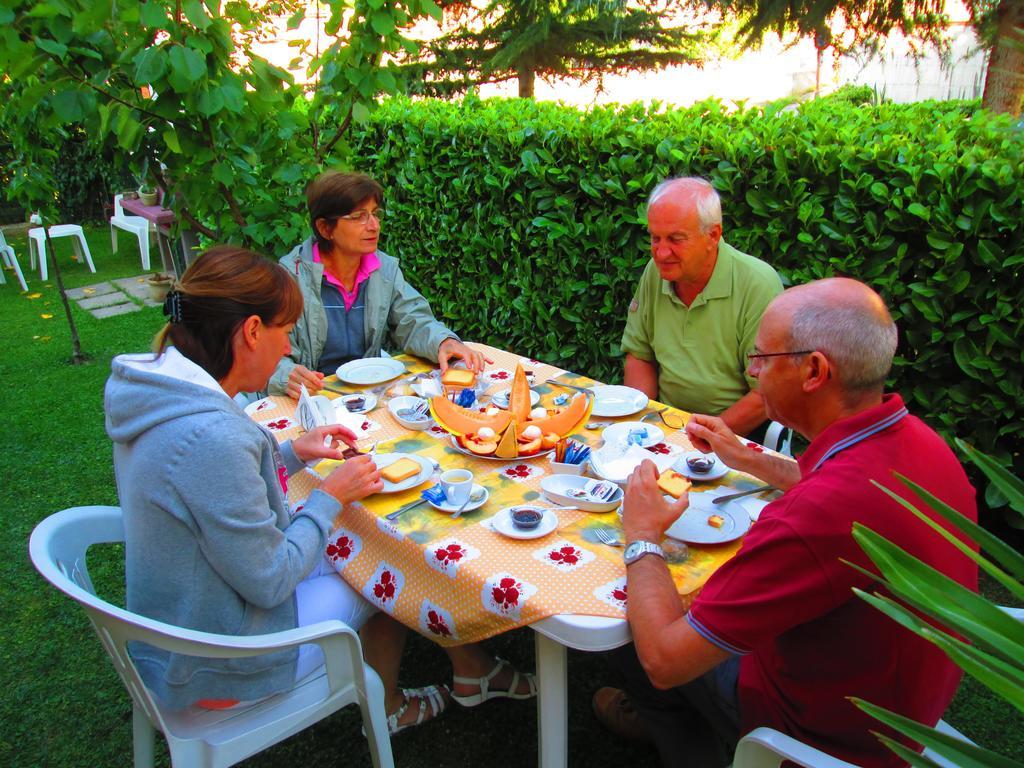B&B Le Begonie Ascoli Piceno Exterior photo
